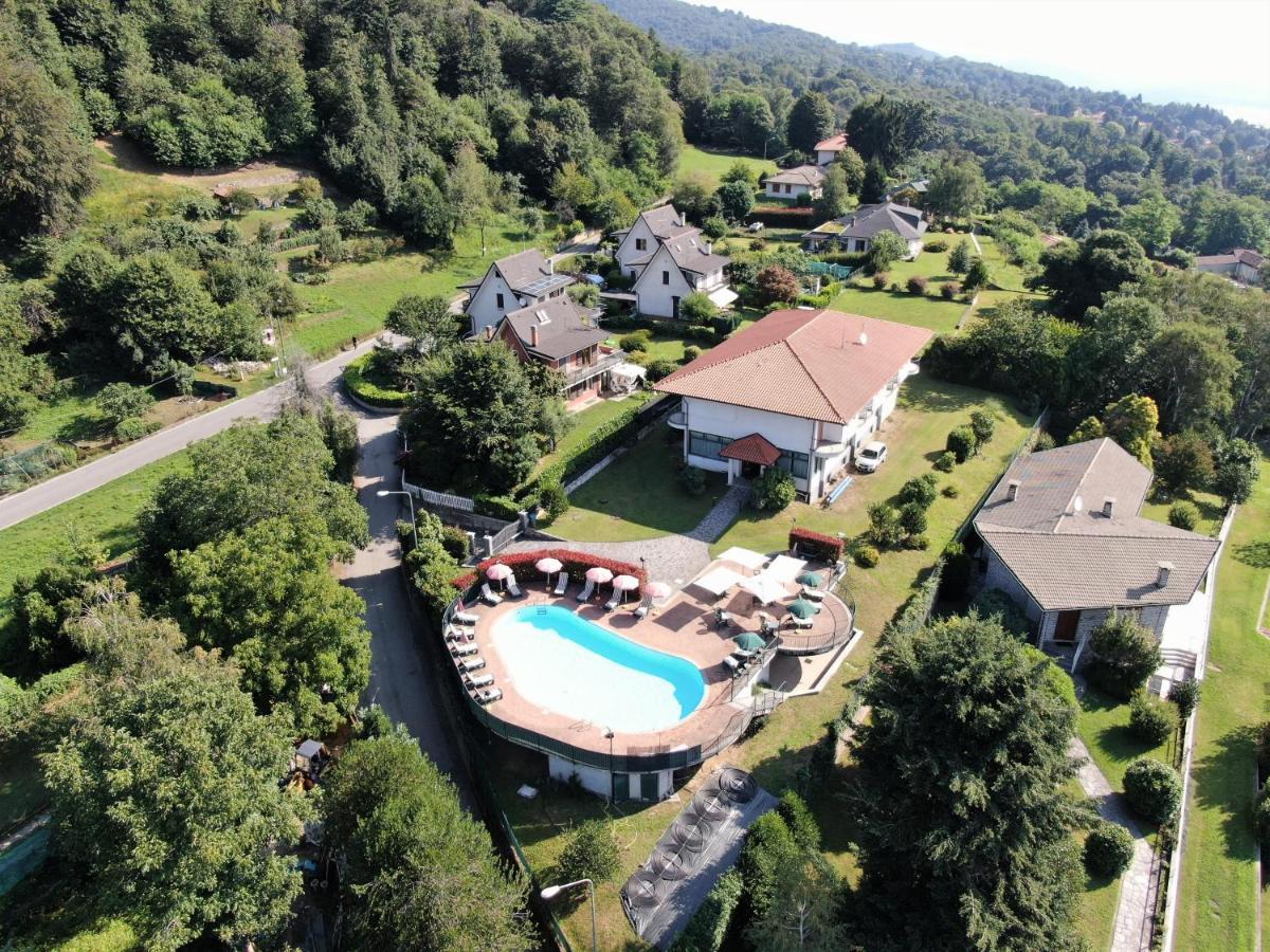 Residence Villa Margherita B&B Nebbiuno Buitenkant foto