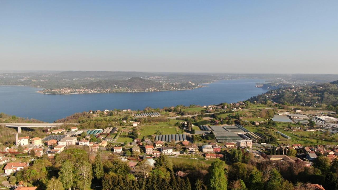Residence Villa Margherita B&B Nebbiuno Buitenkant foto